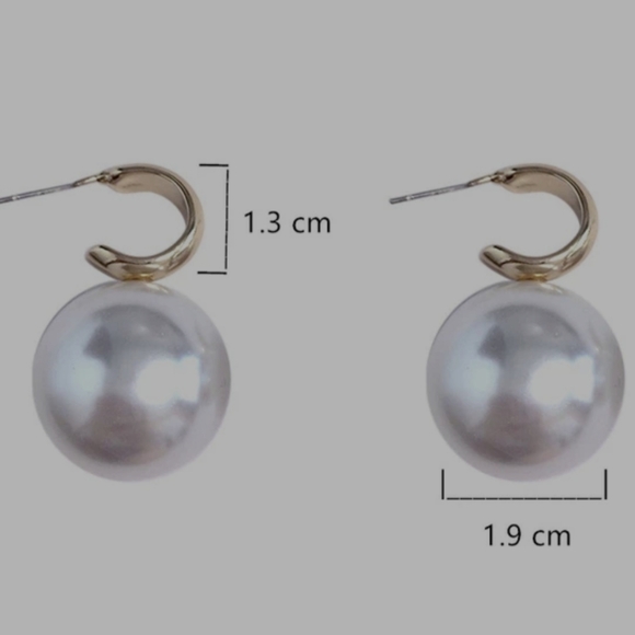 Pearl Earrings - Picture 5 of 5